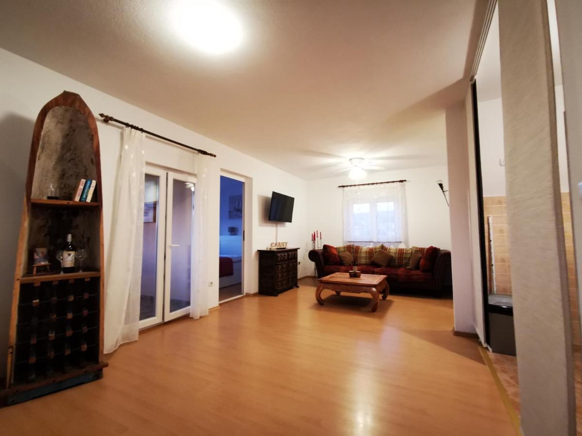 Villa Mala Vala #1 - Seeview - 80 Qm - 2 Sz - 4 Pers トロギール エクステリア 写真