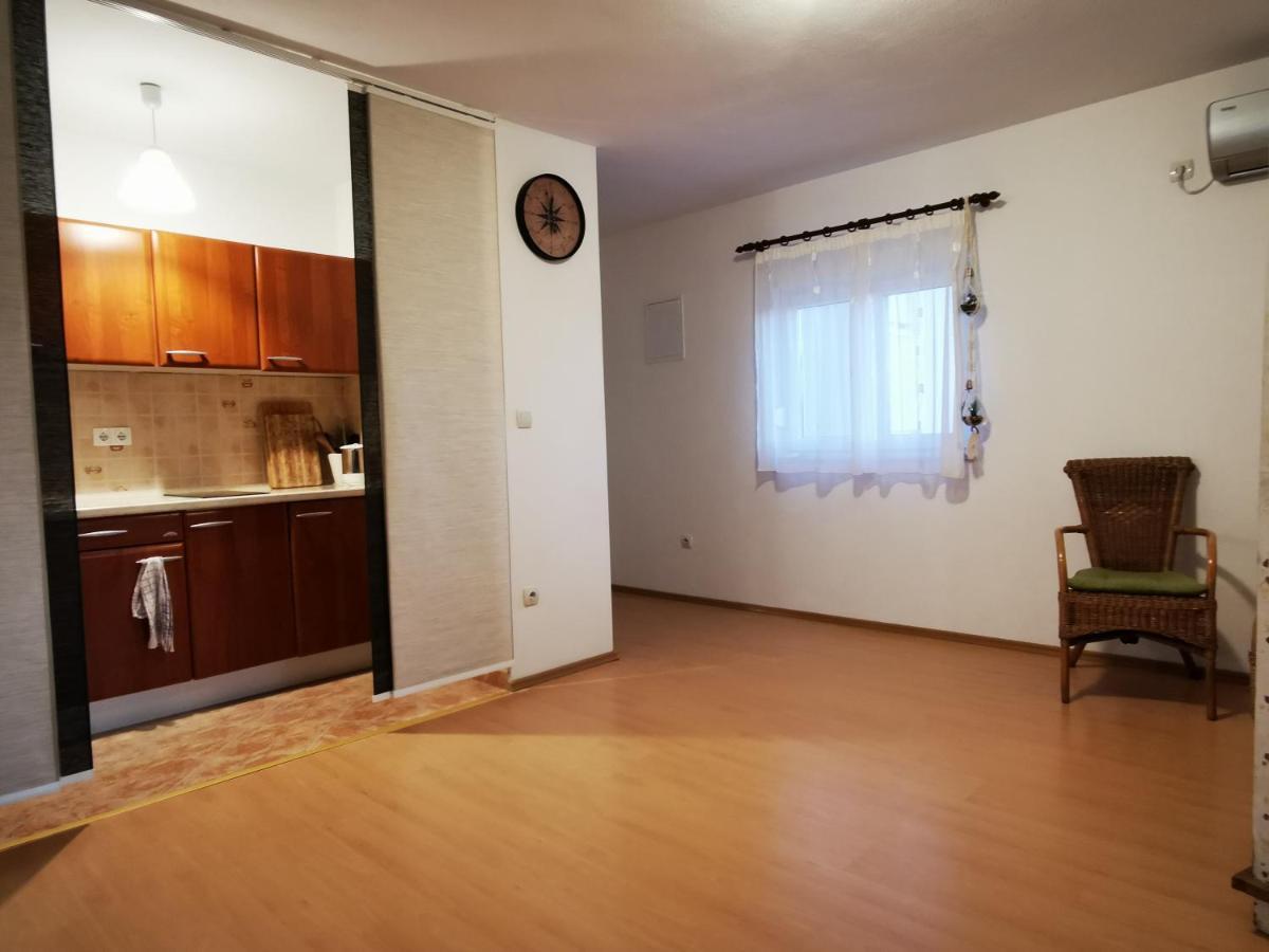 Villa Mala Vala #1 - Seeview - 80 Qm - 2 Sz - 4 Pers トロギール エクステリア 写真